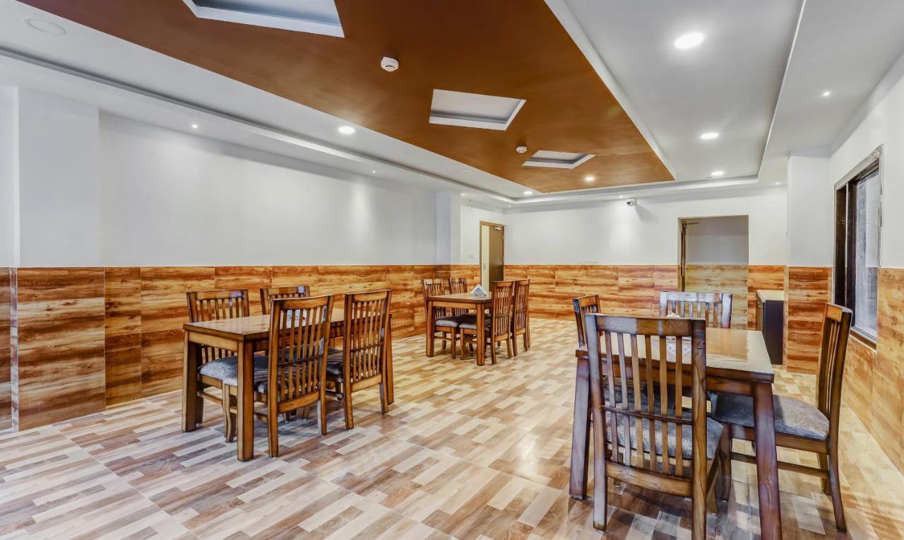 Treebo Trend Hotel Mobi VIP Airport Guwahati Buitenkant foto