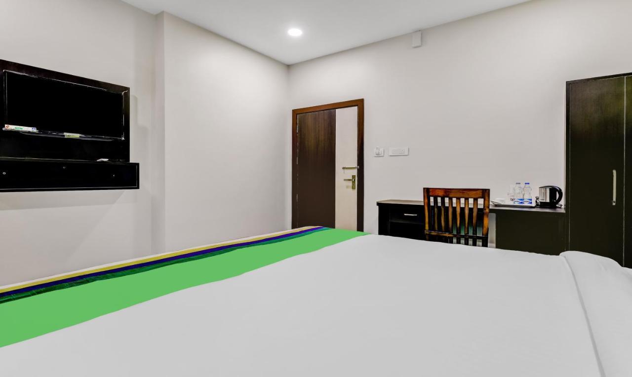 Treebo Trend Hotel Mobi VIP Airport Guwahati Buitenkant foto