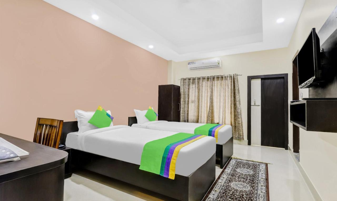 Treebo Trend Hotel Mobi VIP Airport Guwahati Buitenkant foto