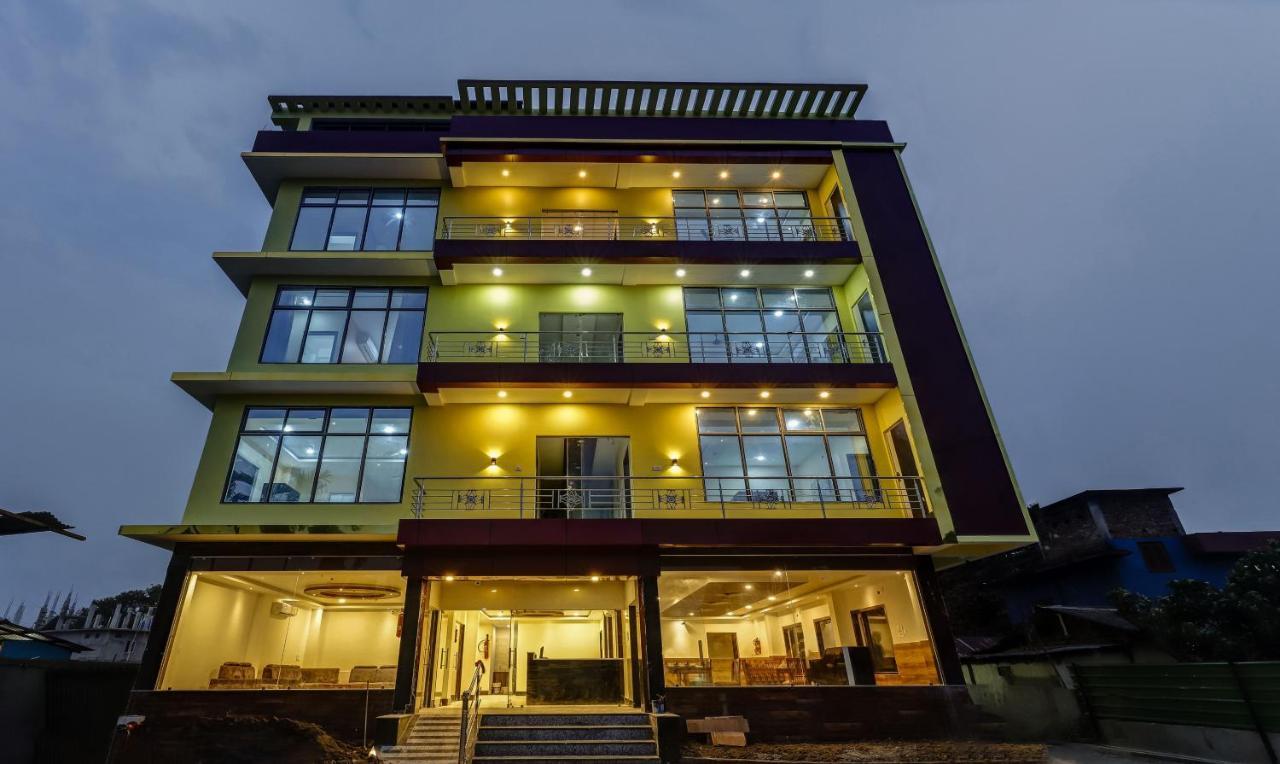 Treebo Trend Hotel Mobi VIP Airport Guwahati Buitenkant foto